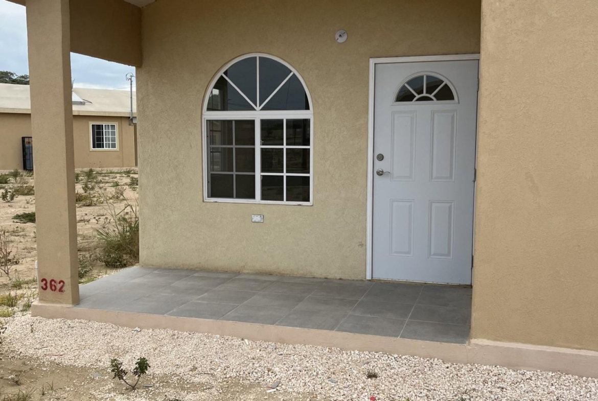 First image of 362 Blk e Phoenix Village Park 2 ph in Phoenix Park, St. Catherine, Jamaica - property is For Rent