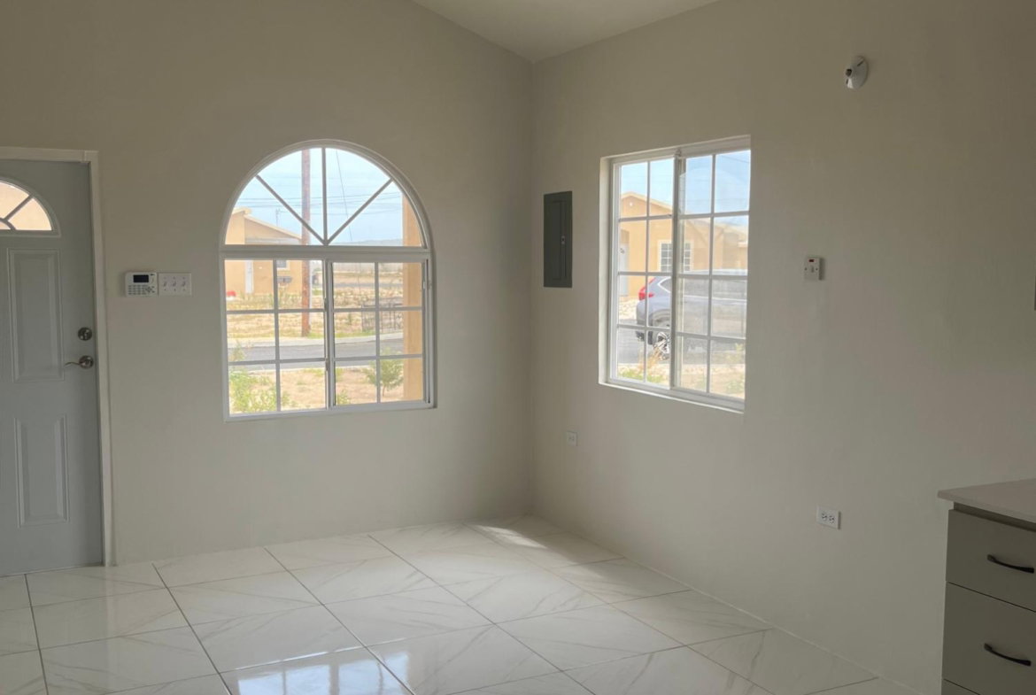 Fifteenth image of 362 Blk e Phoenix Village Park 2 ph in Phoenix Park, St. Catherine, Jamaica - property is For Rent
