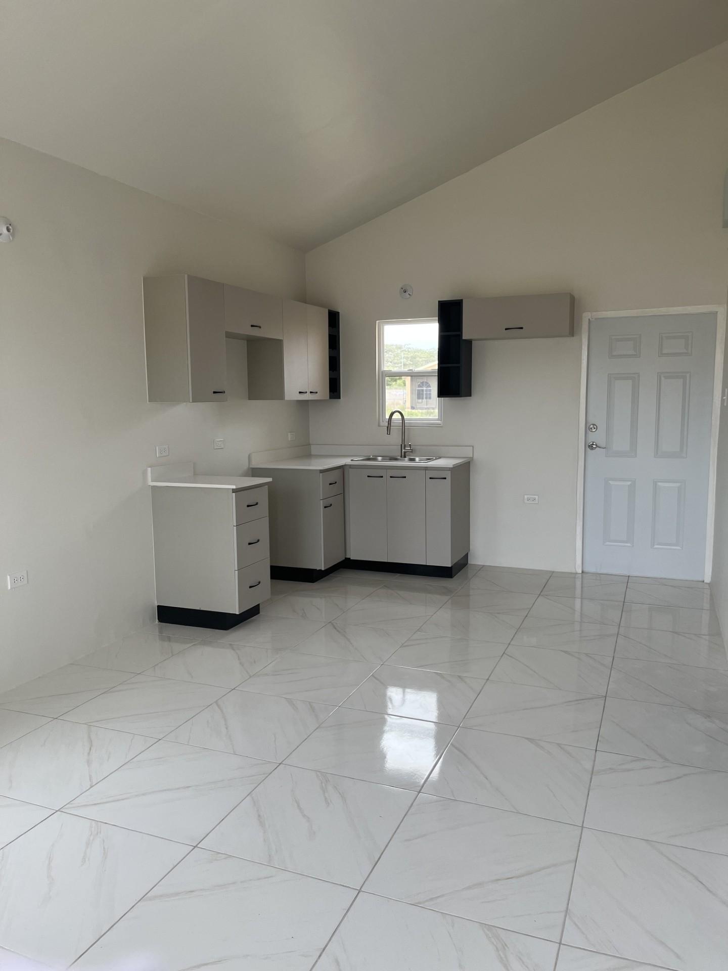 Seventh image of 362 Blk e Phoenix Village Park 2 ph in Phoenix Park, St. Catherine, Jamaica - property is For Rent