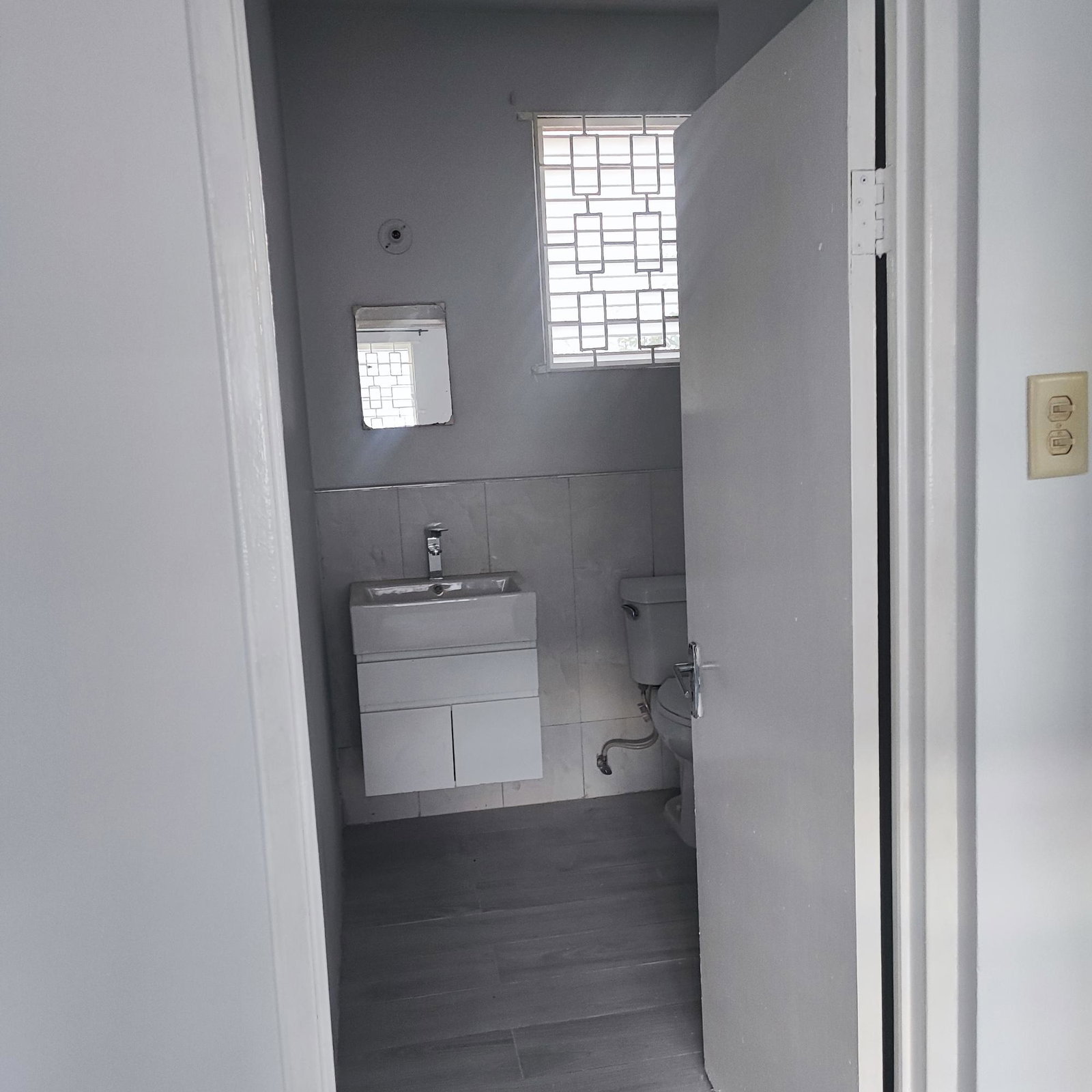 Seventh image of 50 Palmoral Ave in Kingston 6, St. Andrew, Jamaica - property is For Rent