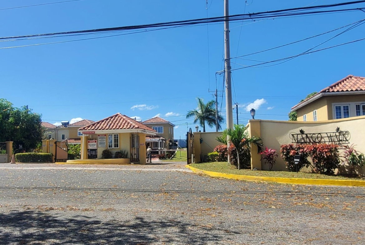 Second image of 9- Mango Walk Country Club in Montego Bay, St. James, Jamaica - property is For Rent