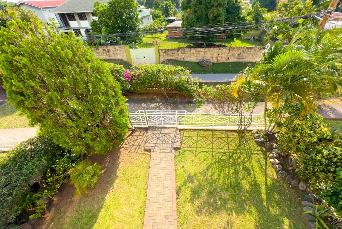 Eleventh image of Th#3-88a Mannings Hill Road in Constant Spring P.O., St. Andrew, Jamaica - property is For Sale
