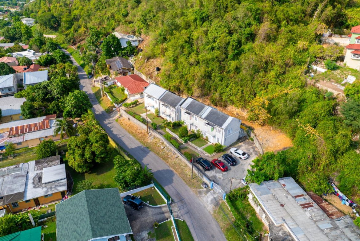Fifteenth image of Th#3-88a Mannings Hill Road in Constant Spring P.O., St. Andrew, Jamaica - property is For Sale