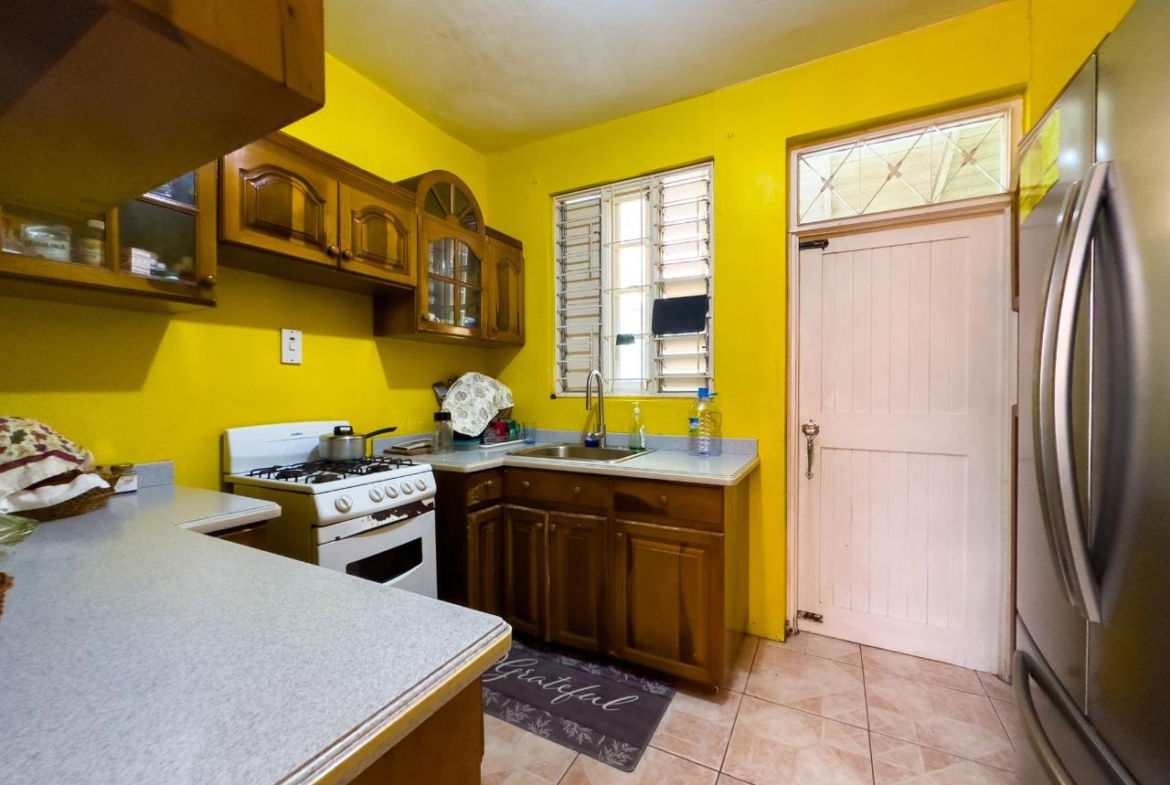 Sixth image of Th#3-88a Mannings Hill Road in Constant Spring P.O., St. Andrew, Jamaica - property is For Sale