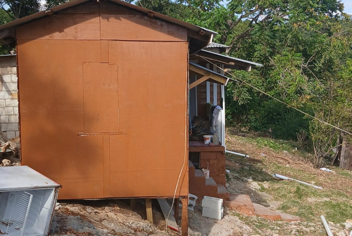 Fifth image of House- Middle Quaters Flower hi in Middle Quarters, St. Elizabeth, Jamaica - property is For Sale