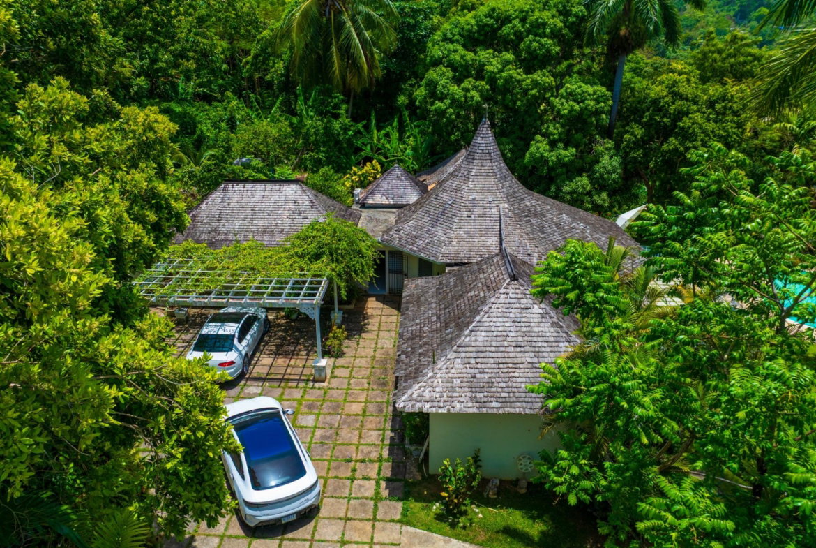 Second image of Shaw Park Ocho Rios in Shaw Park, St. Ann, Jamaica - property is For Sale