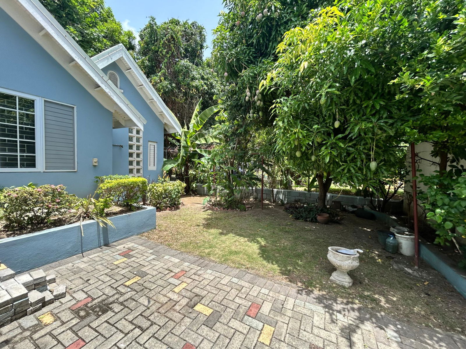 Charming-3-Bedroom-Bungalow-for-Sale-in-Barbican-Kingston-6-25-Bronx-Avenue Eighth image of 25 Bronx Avenue in Kingston 6, St. Andrew, Jamaica - property is For Sale