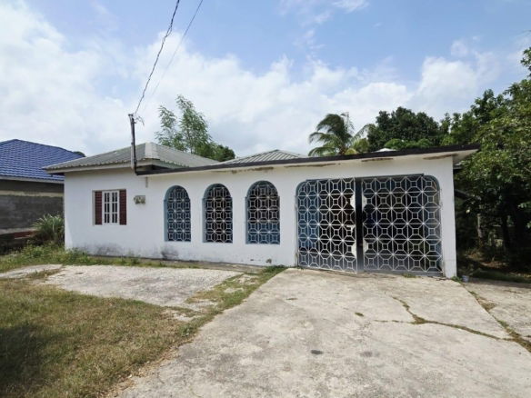 First image of Avondale Drive in Spanish Town, St. Catherine, Jamaica - property is For Sale