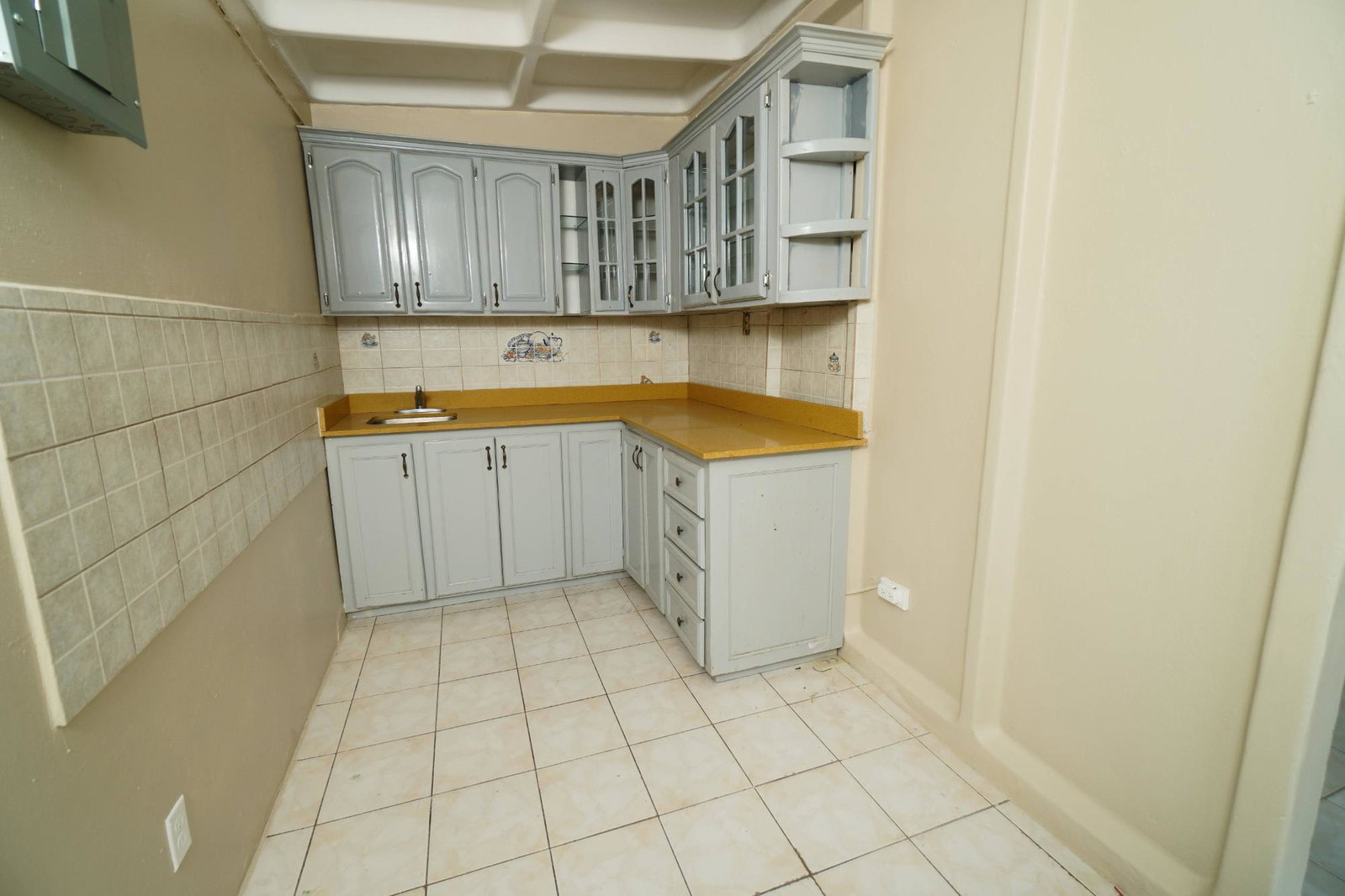 Twenty-First image of 37 Bronze Road, Hughenden in Kingston 20, St. Andrew, Jamaica - property is For Rent