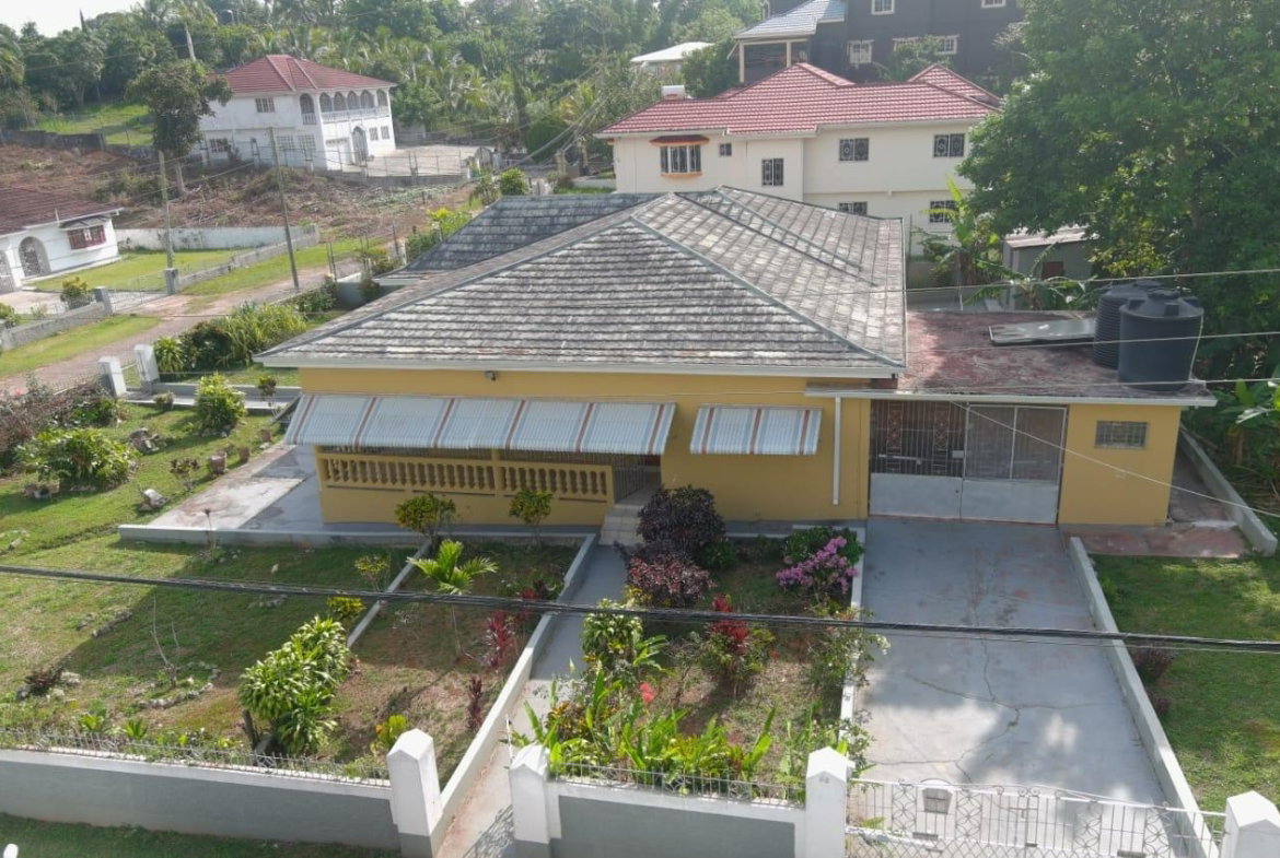 Third image of 68 Bonito Crescent in Mandeville, Manchester, Jamaica - property is For Sale