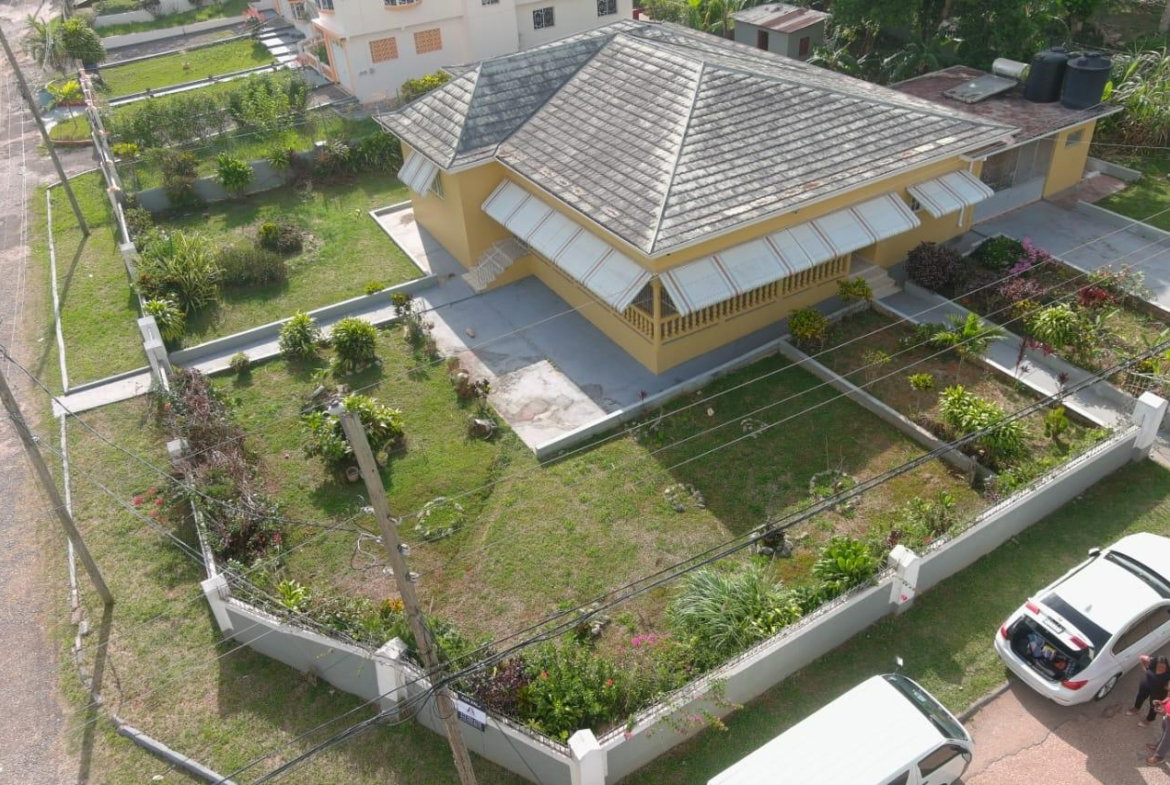 Fourth image of 68 Bonito Crescent in Mandeville, Manchester, Jamaica - property is For Sale