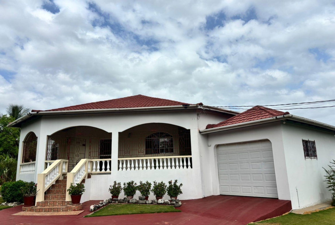 First image of Longwood-santa Cruz Longwood Estates in Santa Cruz, St. Elizabeth, Jamaica - property is For Sale
