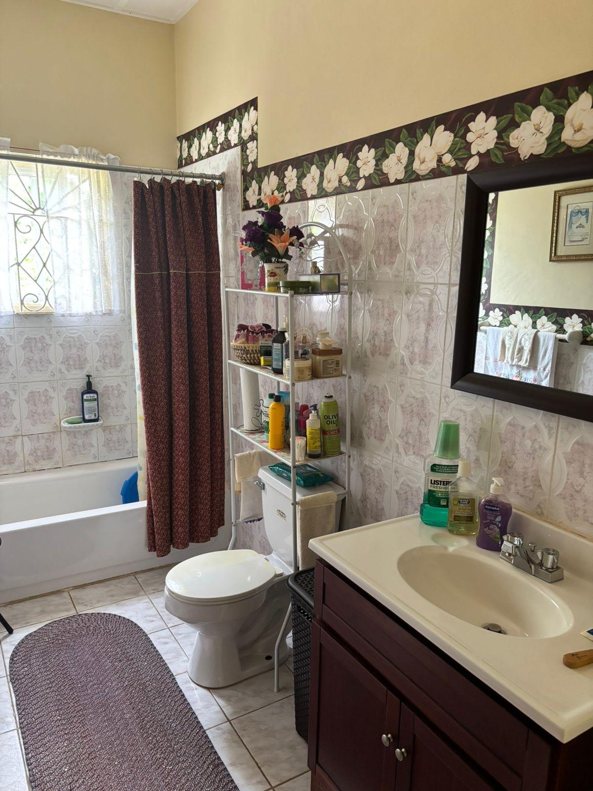 Seventeenth image of Longwood-santa Cruz Longwood Estates in Santa Cruz, St. Elizabeth, Jamaica - property is For Sale