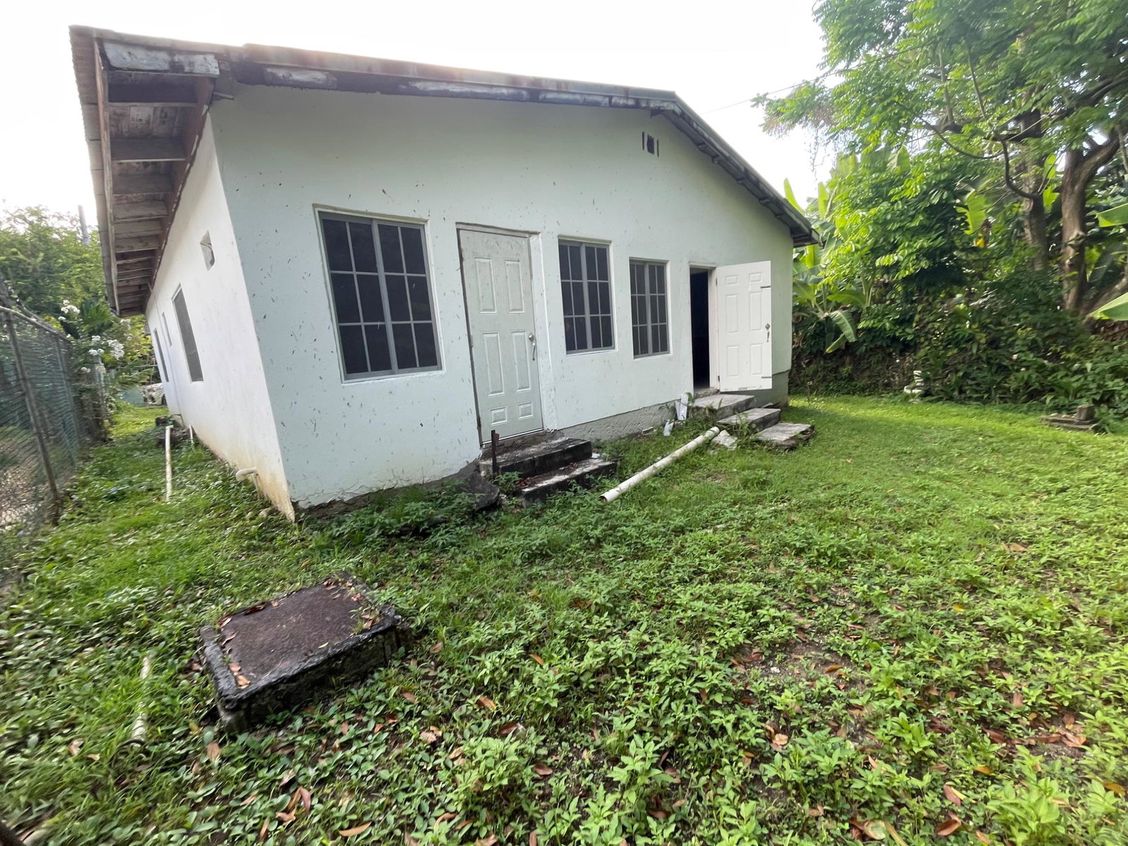 Charming-3-Bedroom-House-for-Sale-in-St.-Ann-Jamaica-41-Villeroy-Brown-Close Fifth image of 41 Villeroy Brown Close in Lewis, St. Ann, Jamaica - property is For Sale