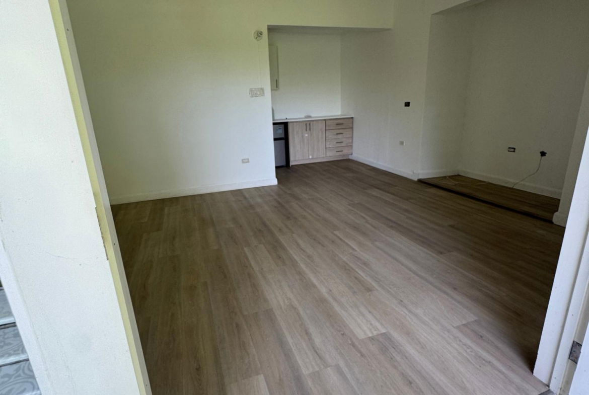 Eleventh image of 5-5b Heathwood Place in Kingston 8, St. Andrew, Jamaica - property is For Sale