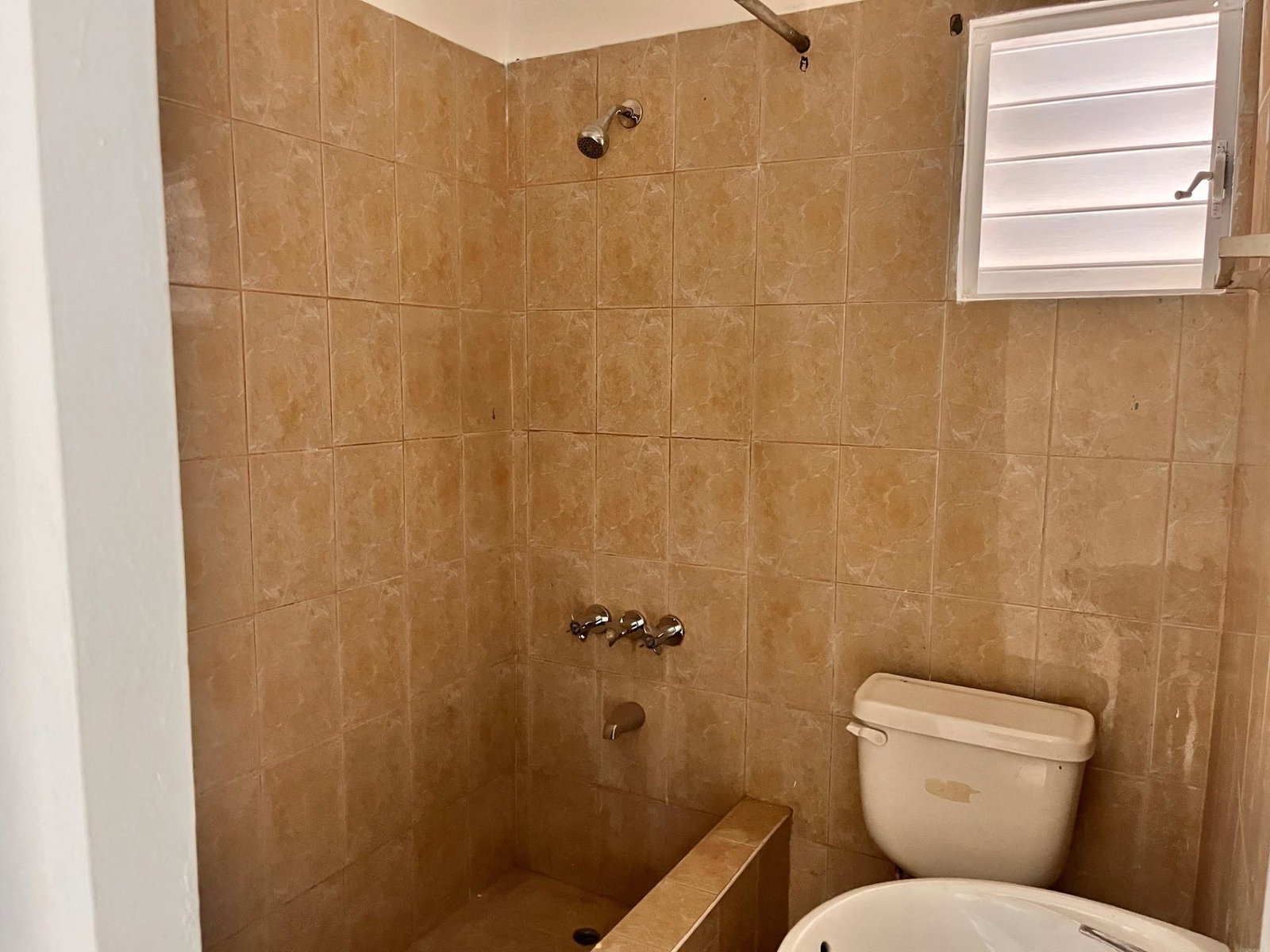 Charming-3-Bedroom-Townhouse-for-Sale-in-Bridgeview-Portmore-St.-Catherine Fifteenth image of 223 Lignum Vitae Close in Bridgeview, St. Catherine, Jamaica - property is For Sale