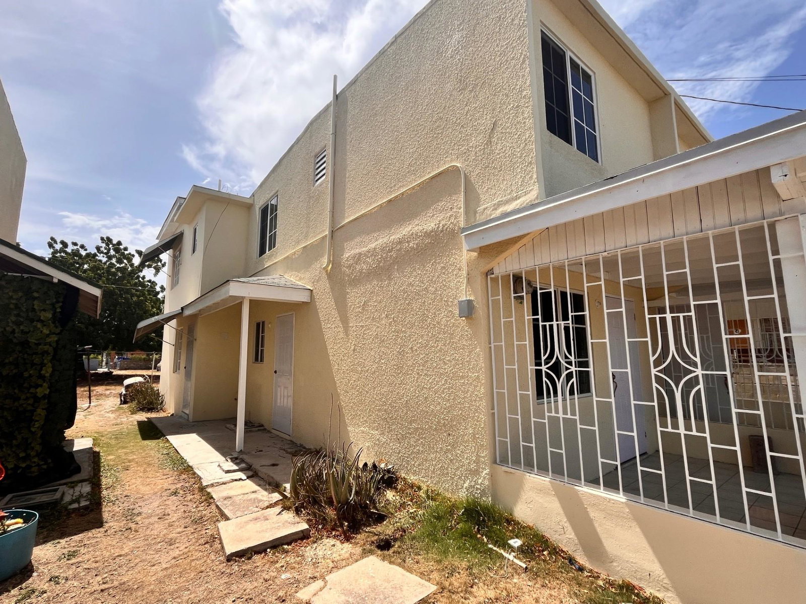 Charming-3-Bedroom-Townhouse-for-Sale-in-Bridgeview-Portmore-St.-Catherine Third image of 224- Lignum Vitae Close in Bridgeview, St. Catherine, Jamaica - property is For Sale