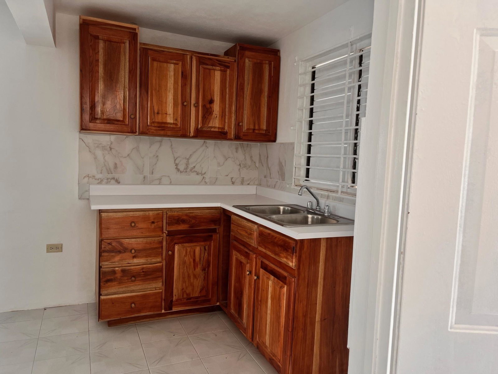 Charming-3-Bedroom-Townhouse-for-Sale-in-Bridgeview-Portmore-St.-Catherine Eighth image of 224- Lignum Vitae Close in Bridgeview, St. Catherine, Jamaica - property is For Sale