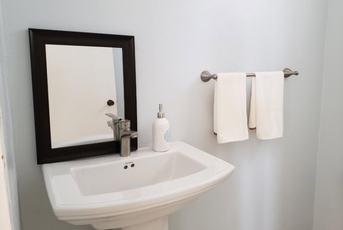 Eleventh image of 19 South Monterey Drive in Kingston 6, St. Andrew, Jamaica - property is For Rent