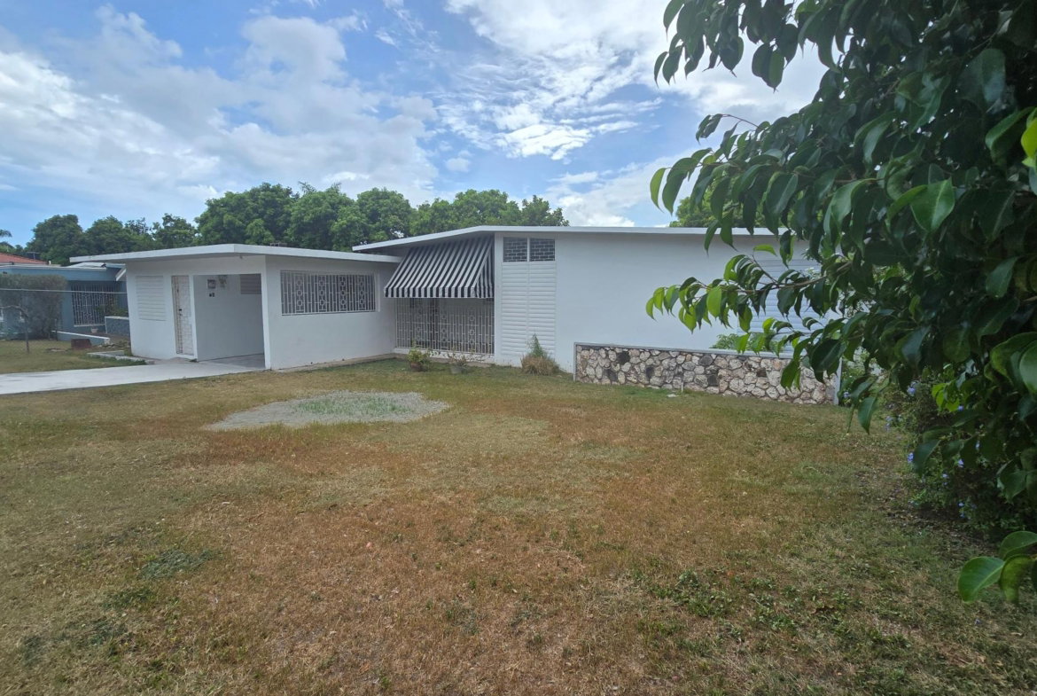 Twenty-Fifth image of 19 South Monterey Drive in Kingston 6, St. Andrew, Jamaica - property is For Rent