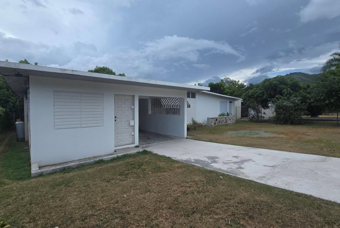 Twenty-Sixth image of 19 South Monterey Drive in Kingston 6, St. Andrew, Jamaica - property is For Rent