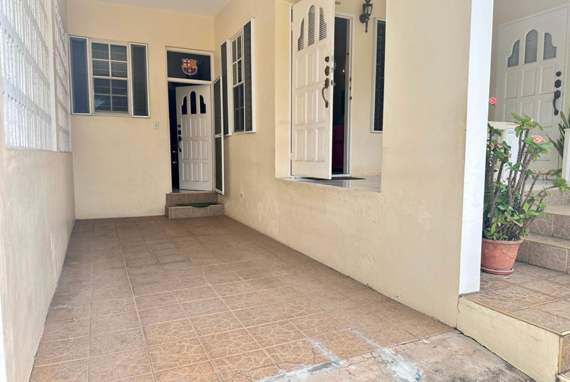 Second image of 105 Tangerine Circle in Linstead, St. Catherine, Jamaica - property is For Sale