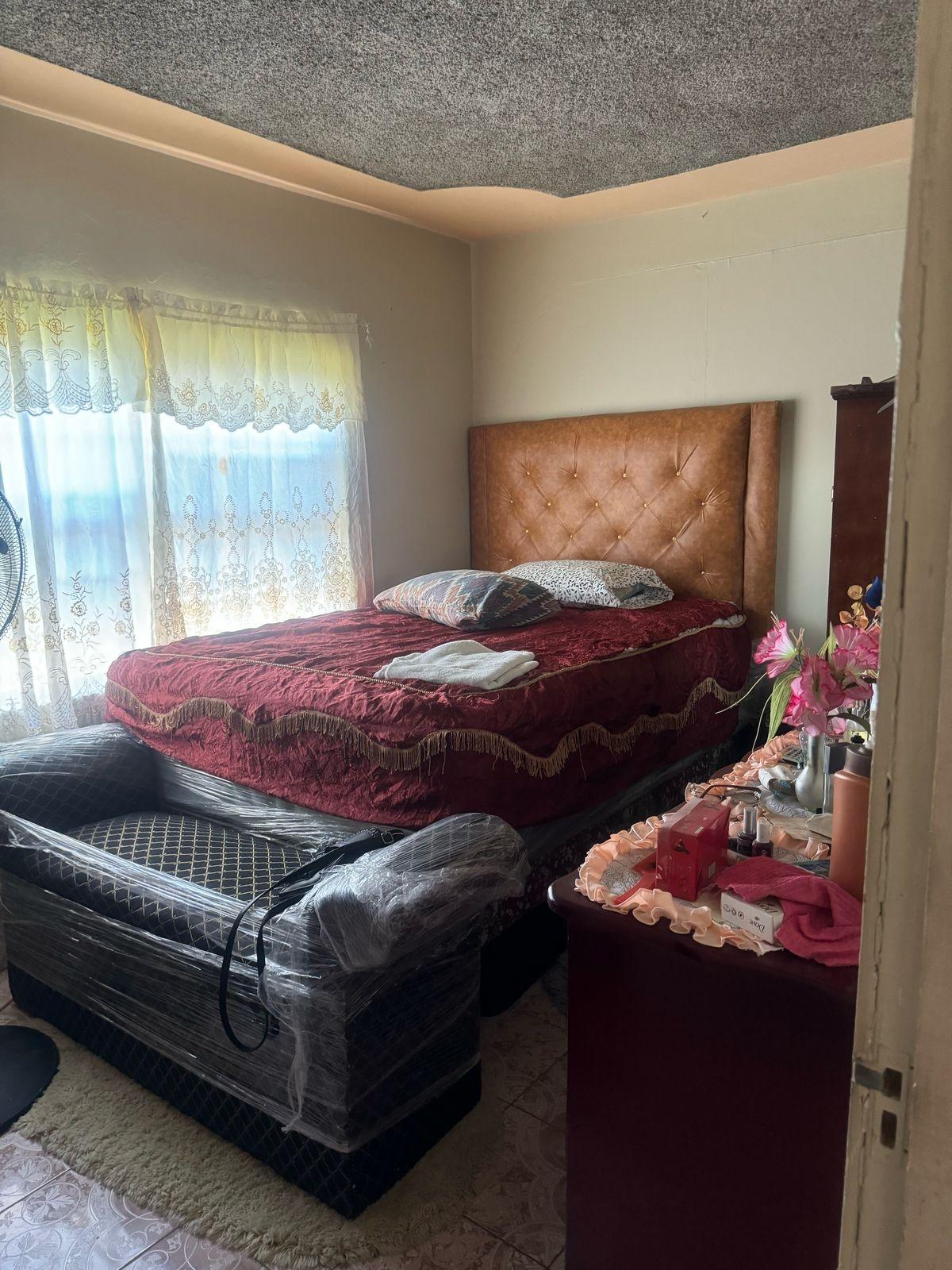 Charming-4-Bedroom-House-for-Sale-in-Old-Harbour-Glades-St.-Catherine-Jamaica Seventh image of Lot-66d Seaview Close in Old Harbour, St. Catherine, Jamaica - property is For Sale