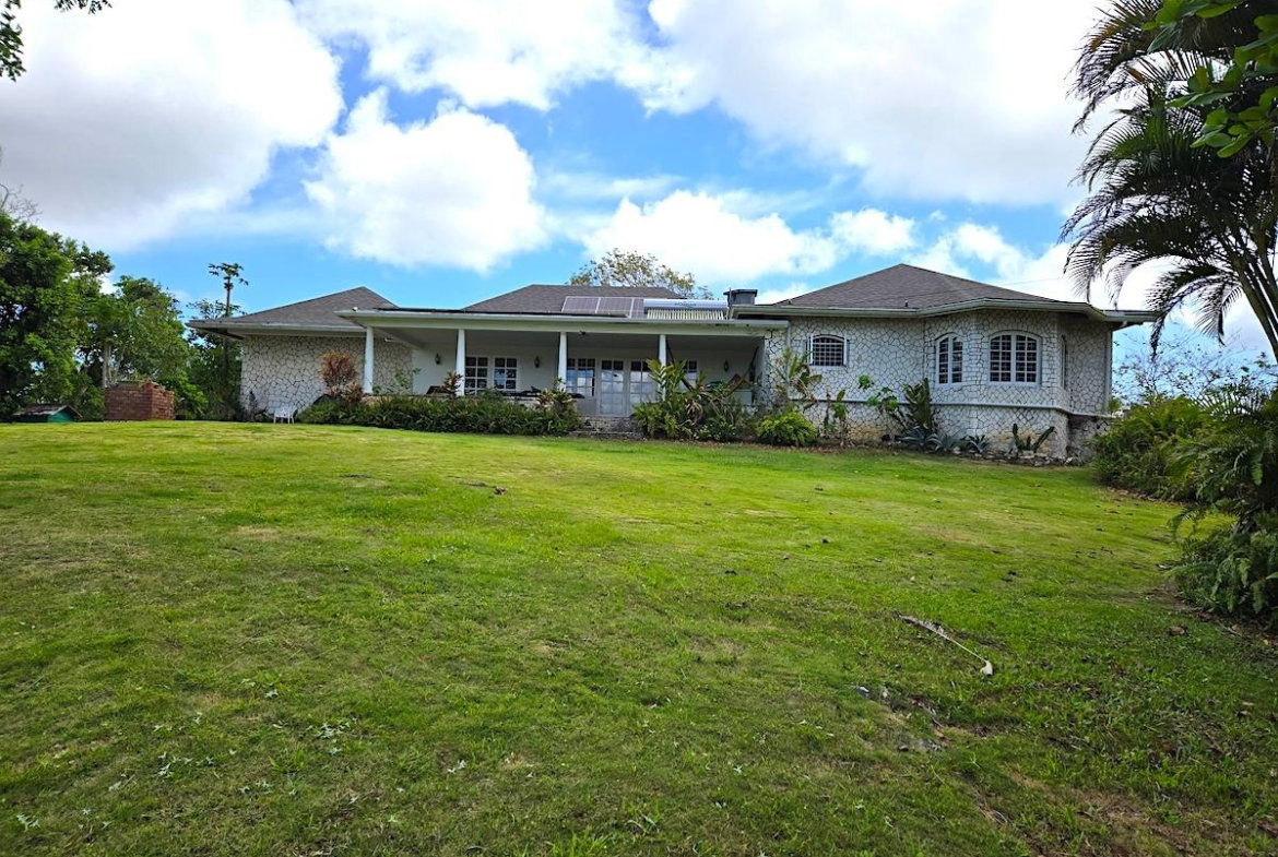 First image of Kempshot, st James in Kempshot Pen, St. James, Jamaica - property is For Sale