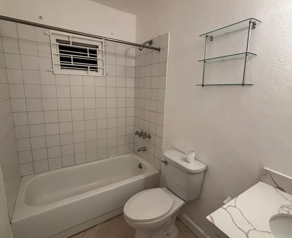 Tenth image of 164k-13 Merrivale Close in Kingston 8, St. Andrew, Jamaica - property is For Sale