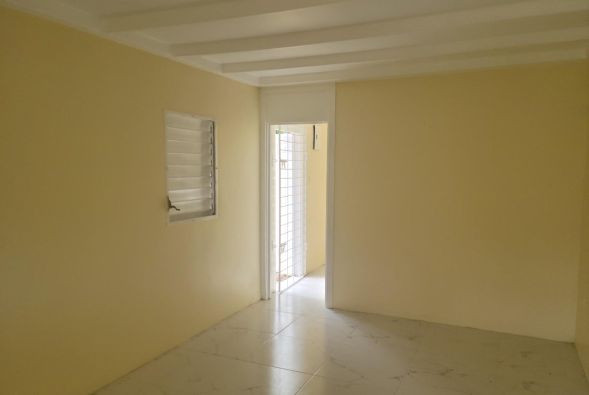 Tenth image of 8 Thant Crescent, Bridgepor in Bridgeport, St. Catherine, Jamaica - property is For Sale