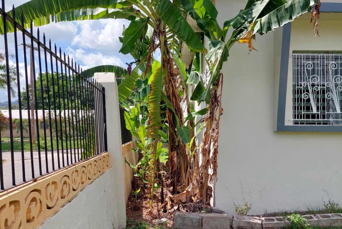 Fifth image of Unit B-10 Calcraft Avenue in Kingston 8, St. Andrew, Jamaica - property is For Rent