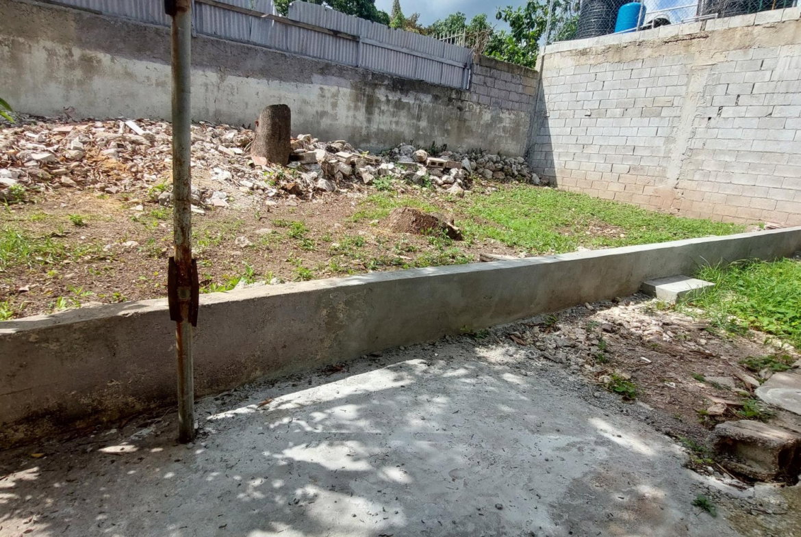 Ninth image of Unit B-10 Calcraft Avenue in Kingston 8, St. Andrew, Jamaica - property is For Rent