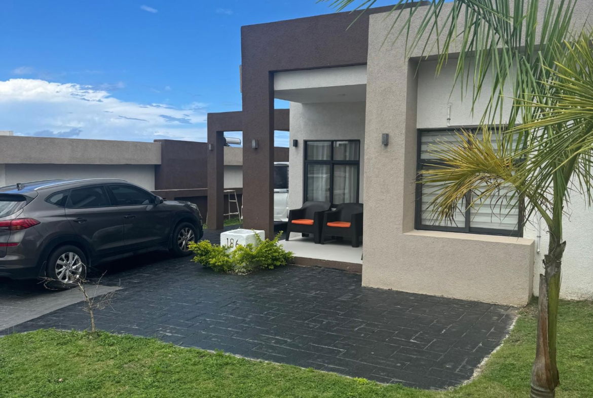 Second image of Pyramid Point in Ocho Rios, St. Ann, Jamaica - property is For Rent