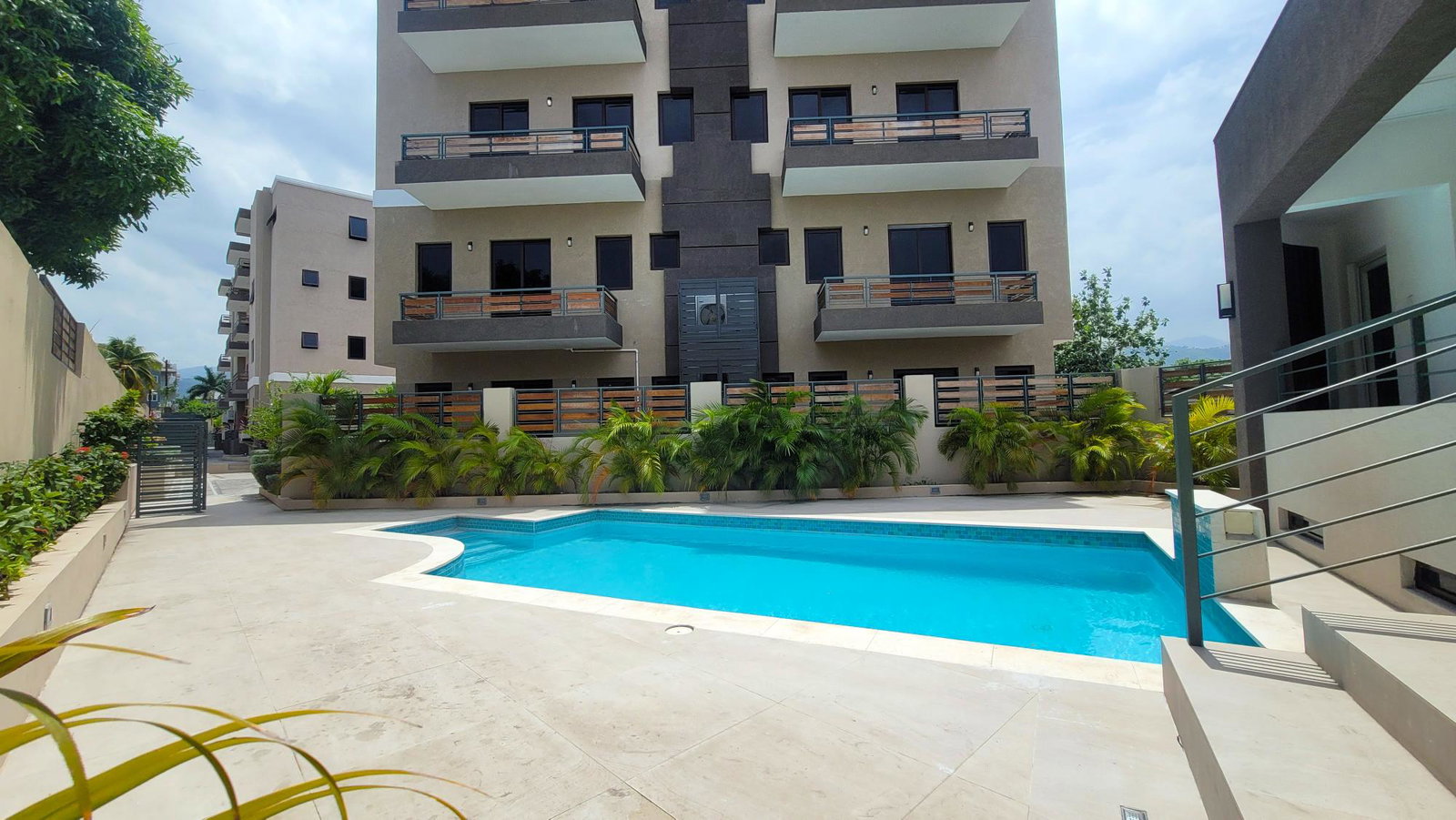 Eighteenth image of 23-41 Paddington Terrace in Kingston 6, St. Andrew, Jamaica - property is For Rent