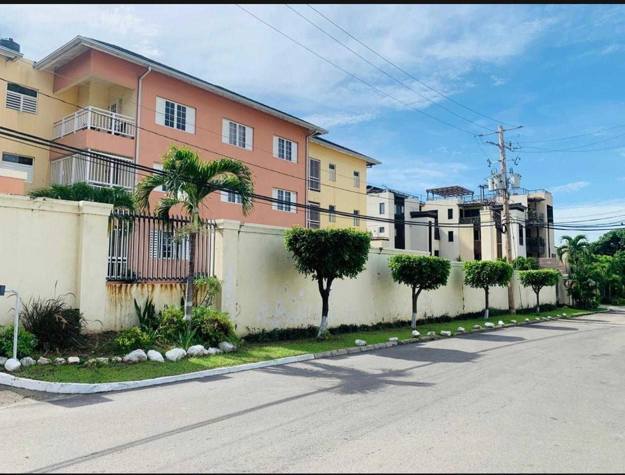 Fixer-Upper-2-Bedroom-Apartment-for-Sale-in-Golden-Triangle-Kingston-Jamaica Sixteenth image of a4 The Gladstone, Kingston in Kingston 10, St. Andrew, Jamaica - property is For Sale