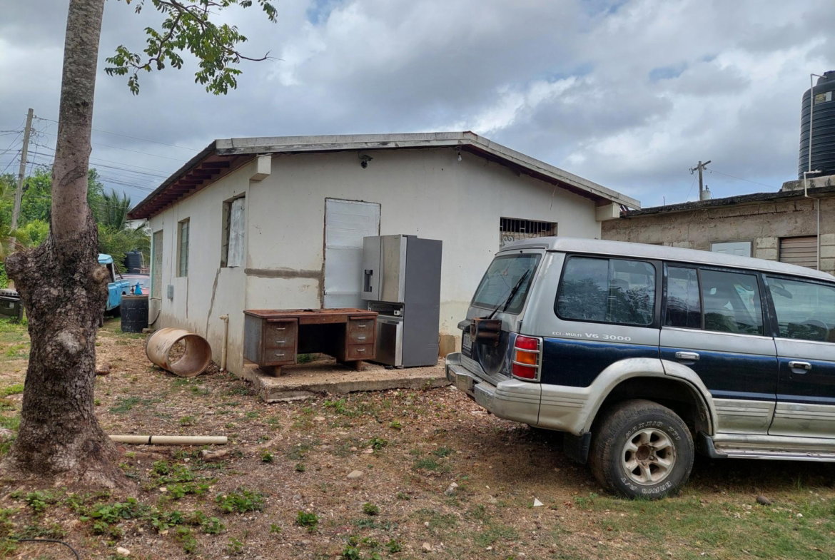 Fifth image of 277 Salkey Avenue in Spanish Town, St. Catherine, Jamaica - property is For Sale