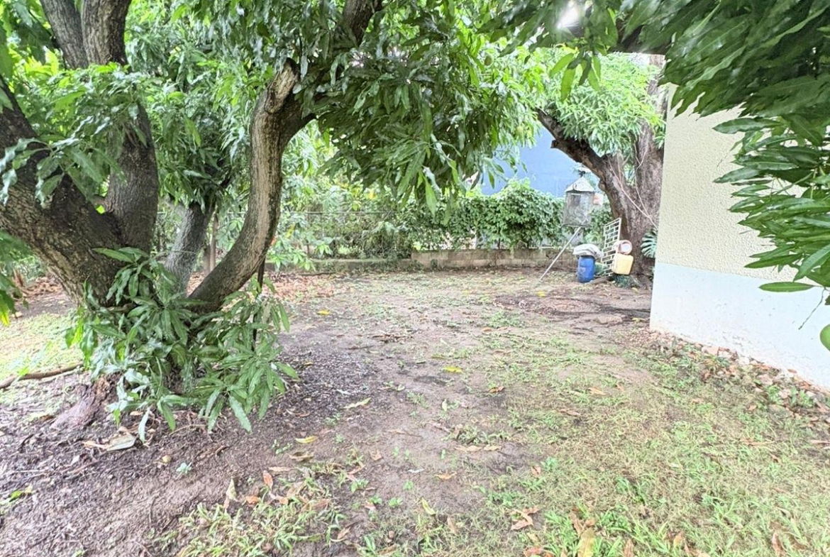 Tenth image of 7 Allerdyce Road Kgn8 Jam in Constant Spring P.O., St. Andrew, Jamaica - property is For Sale