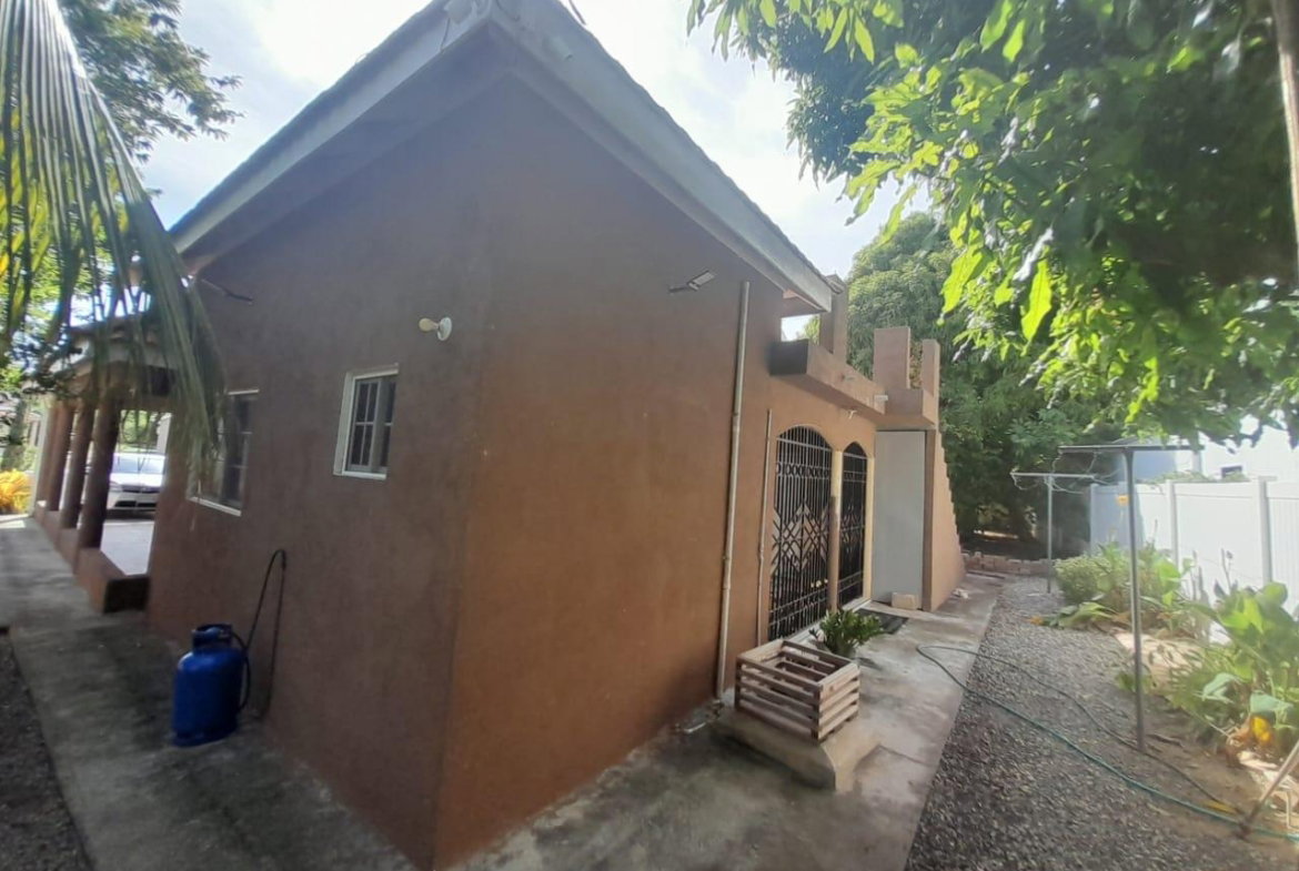 Fifth image of 8 Caribbean Estate in Caribbean Estates, St. Catherine, Jamaica - property is For Sale