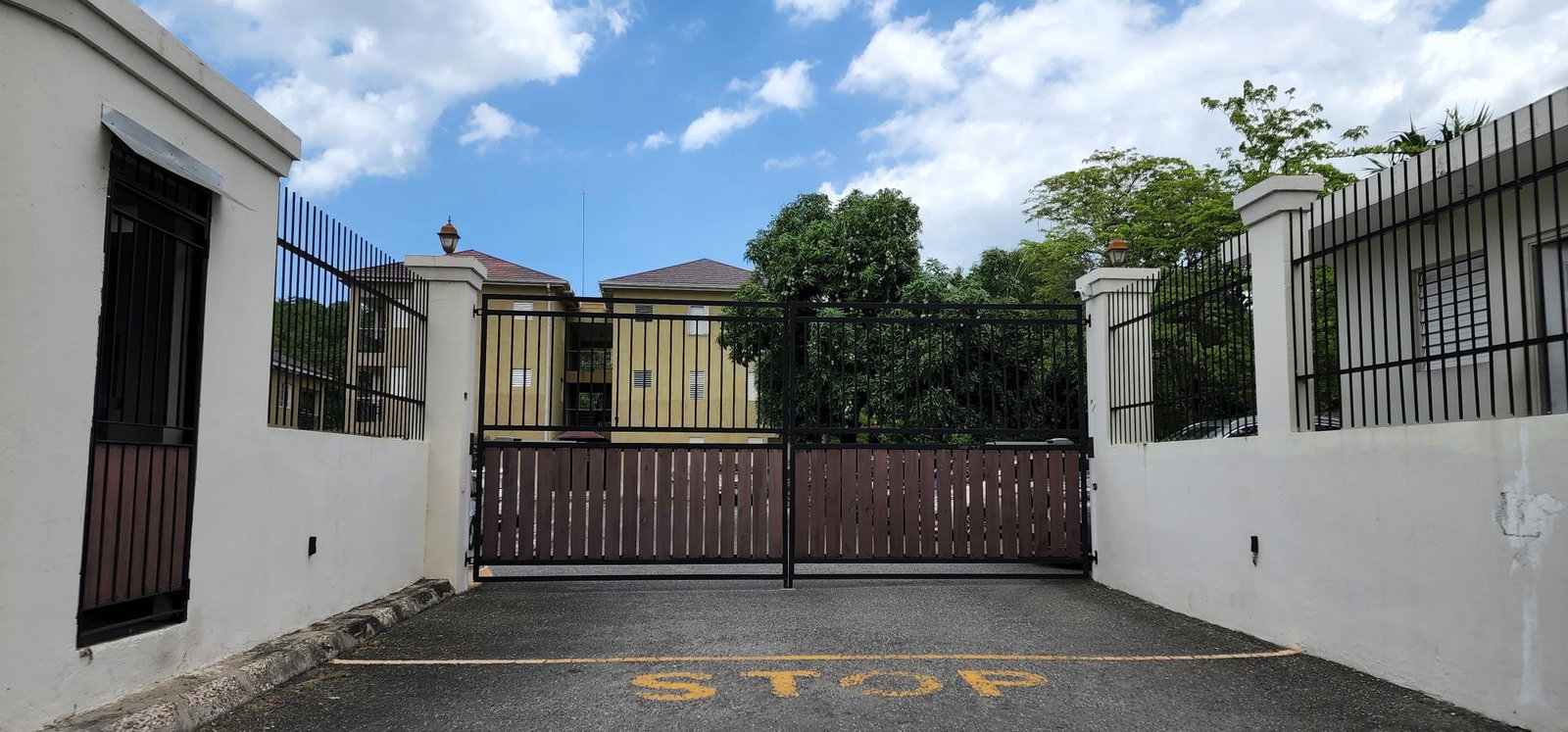 Fifth image of 28-31 Wellington Drive in Kingston 6, St. Andrew, Jamaica - property is For Rent
