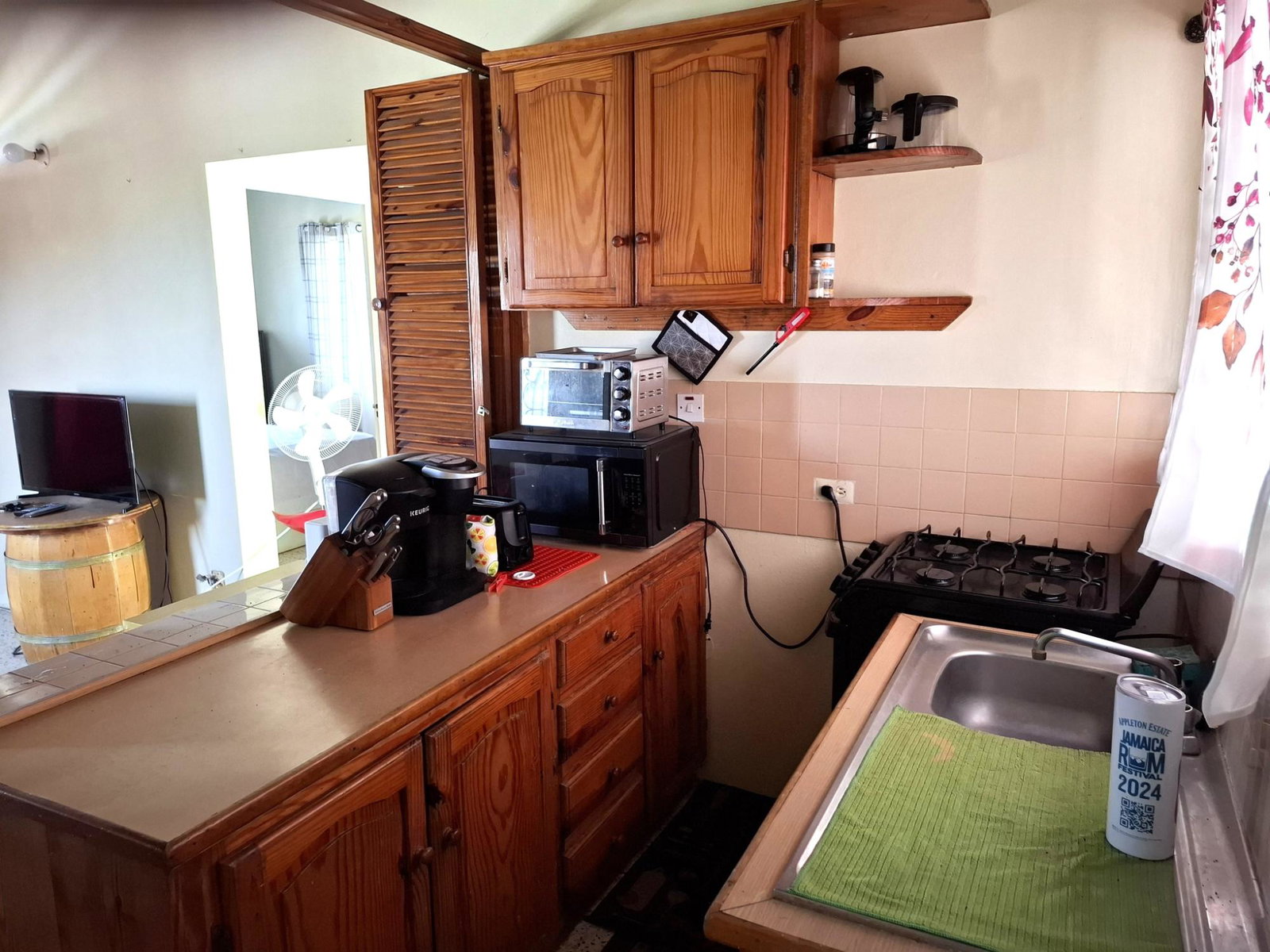 Sixth image of 42 Dunbar Blvd - 2 Holmes dr in Montego Bay, St. James, Jamaica - property is For Rent