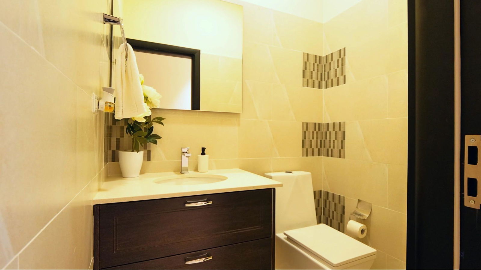 Nineteenth image of 83- Pyramid Point in Ocho Rios, St. Ann, Jamaica - property is For Rent
