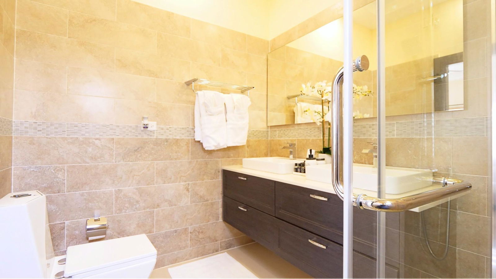 Twenty-Fourth image of 83- Pyramid Point in Ocho Rios, St. Ann, Jamaica - property is For Rent