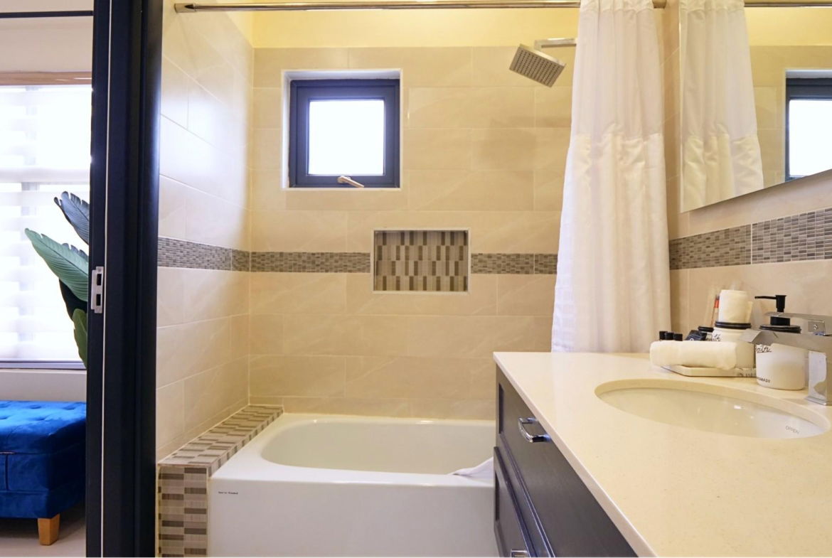 Twenty-Ninth image of 83- Pyramid Point in Ocho Rios, St. Ann, Jamaica - property is For Rent