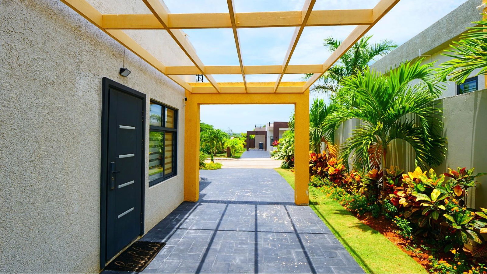 Fifth image of 83- Pyramid Point in Ocho Rios, St. Ann, Jamaica - property is For Rent