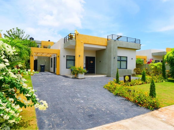 First image of 83- Pyramid Point in Ocho Rios, St. Ann, Jamaica - property is For Rent