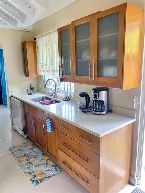 Ninth image of 32- Hibiscus Avenue, Richmond in Richmond, St. Ann, Jamaica - property is For Rent