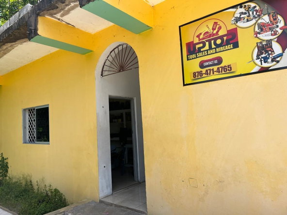 Sixth image of 17 Institution Drive, Santa in Santa Cruz, St. Elizabeth, Jamaica - property is For Sale