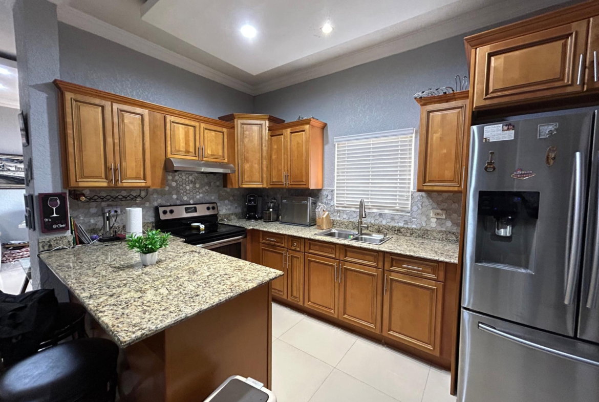Second image of 15-2 Acadia Drive in Kingston 6, St. Andrew, Jamaica - property is For Rent
