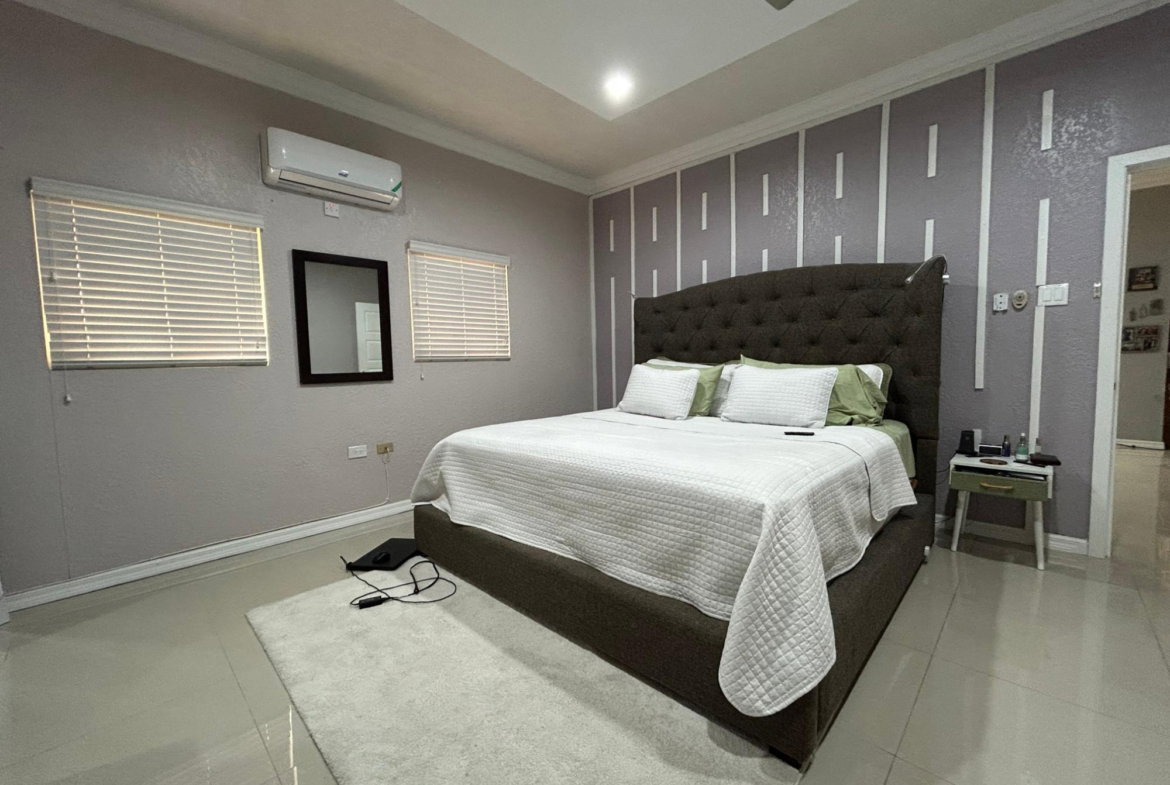 Seventh image of 15-2 Acadia Drive in Kingston 6, St. Andrew, Jamaica - property is For Rent