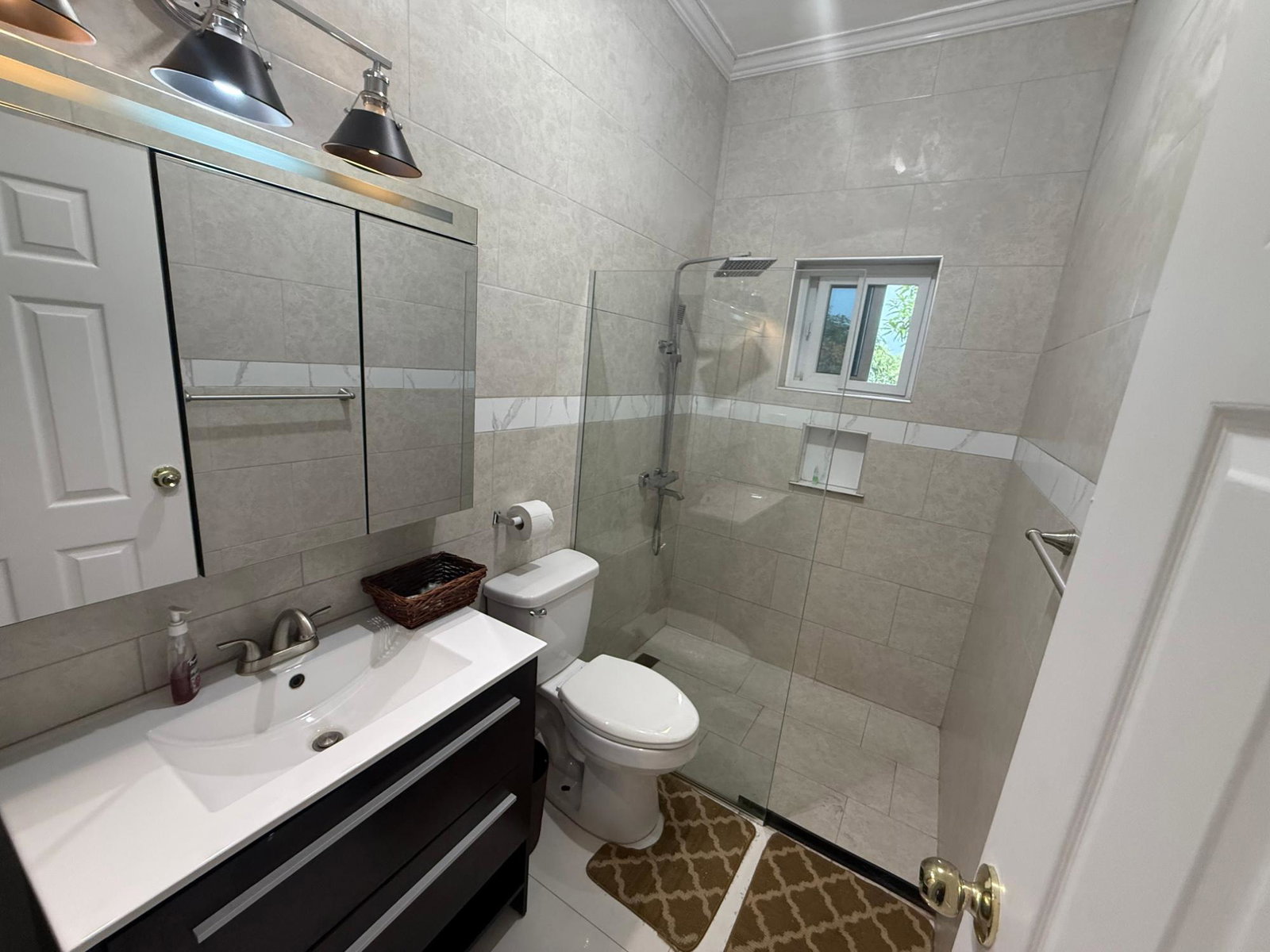 Twelfth image of 10-6 Kempton Ave in Kingston 10, St. Andrew, Jamaica - property is For Rent